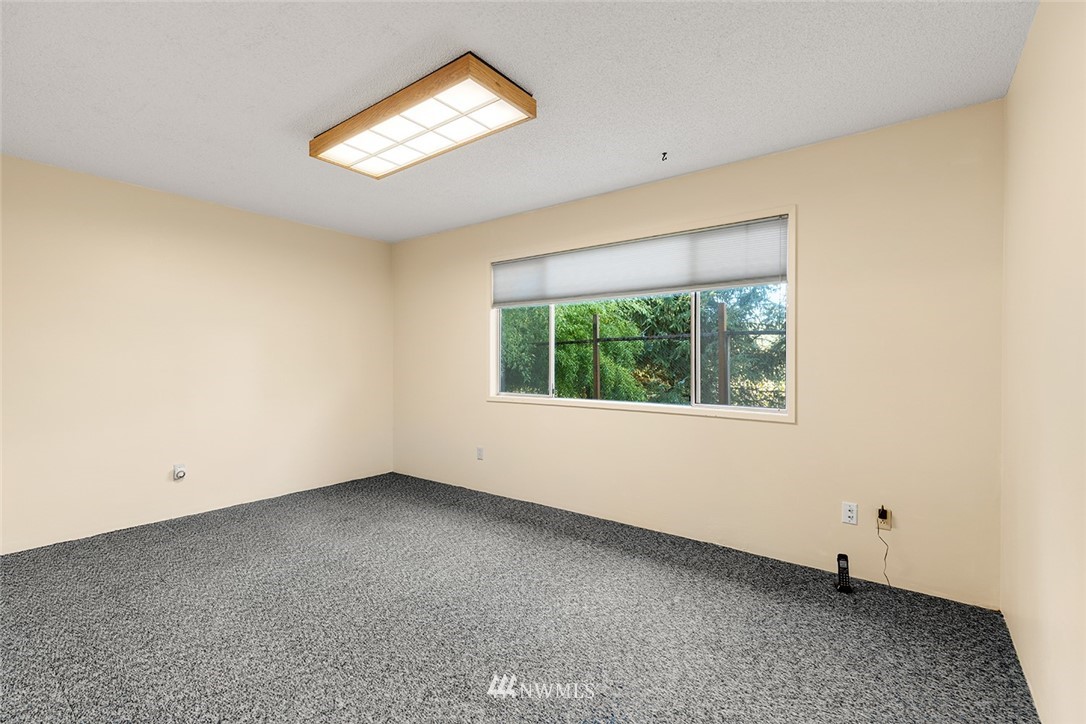 1381 Wynoochee Valley Road Montesano, WA 98563 - Photo 16 of 40 an empty room with a window
