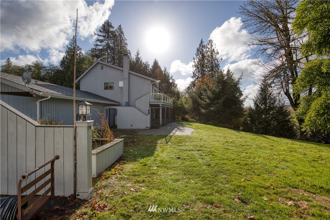 1381 Wynoochee Valley Road Montesano, WA 98563 - Photo 33 of 40 a view of a backyard