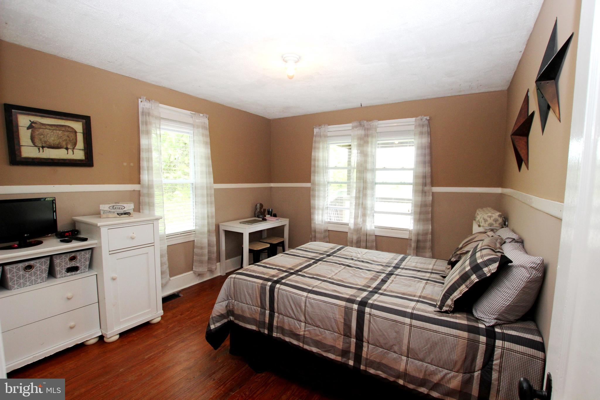 10011 Charles Town Road Ranson, WV 25438 - Photo 22 of 42 Bedroom 2