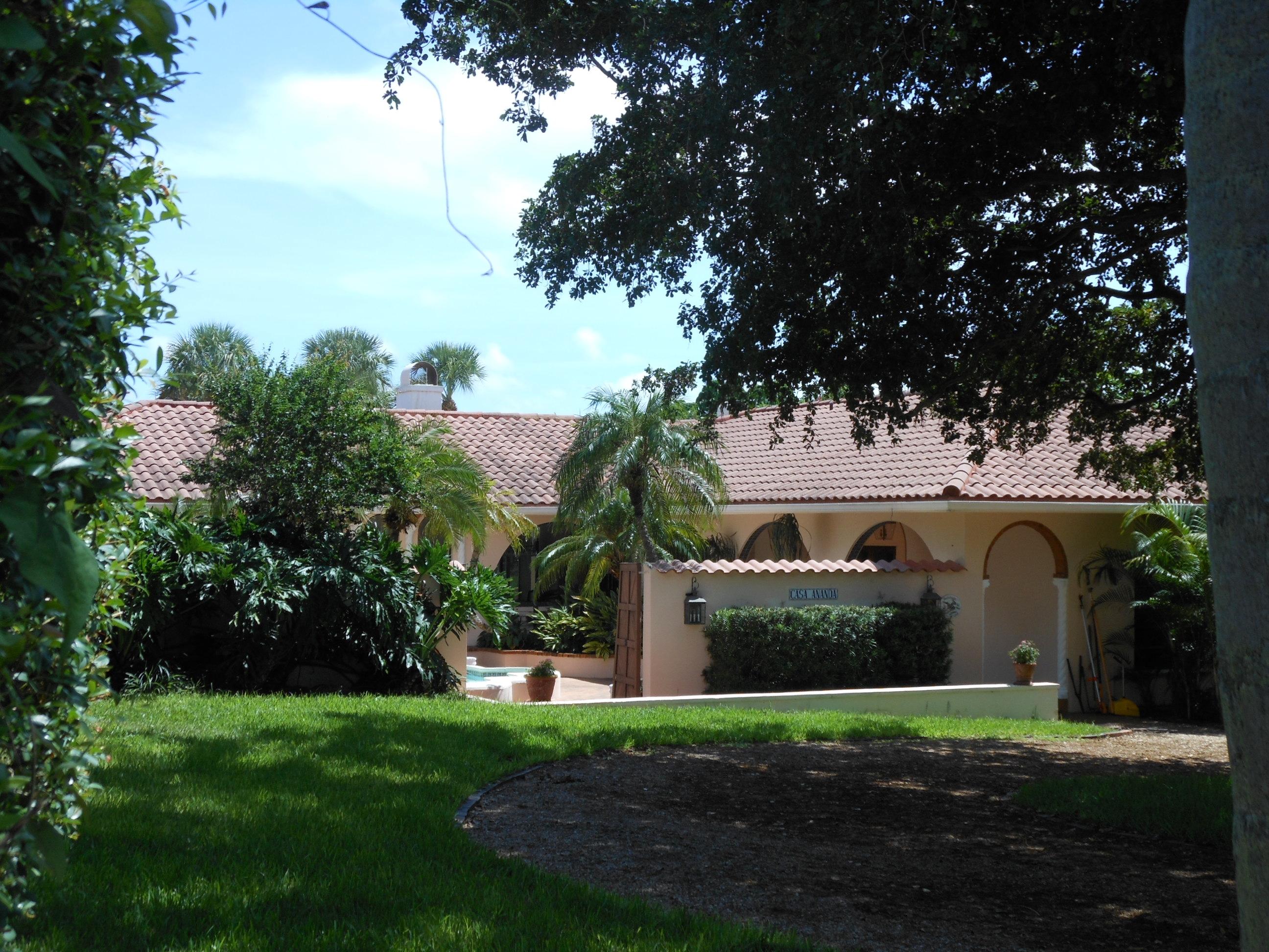 34 East High Point Road Sewall's Point, FL 34996 - Photo 11 of 25 023