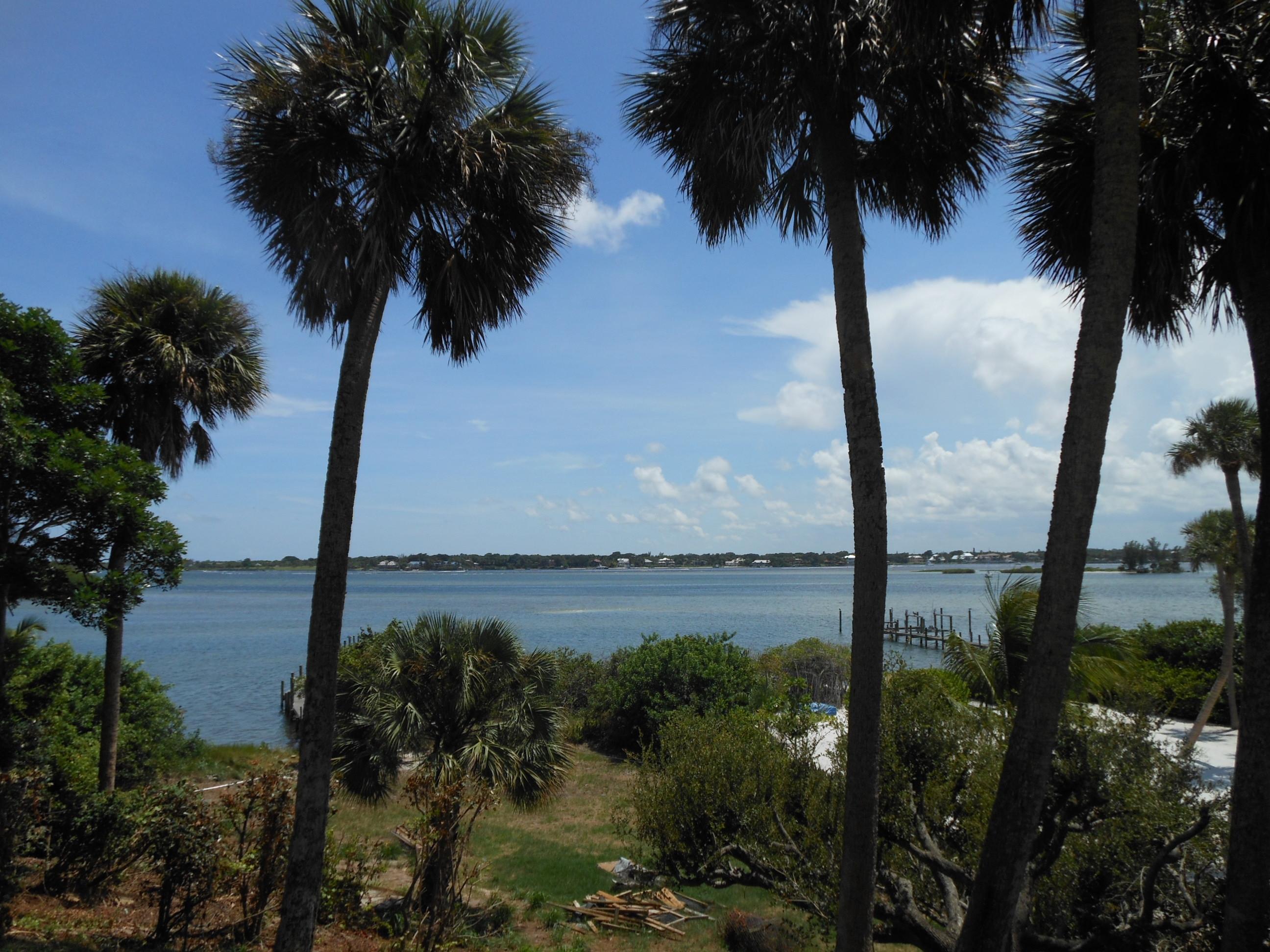 34 East High Point Road Sewall's Point, FL 34996 - Photo 20 of 25 010