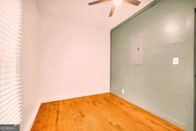 a view of empty room