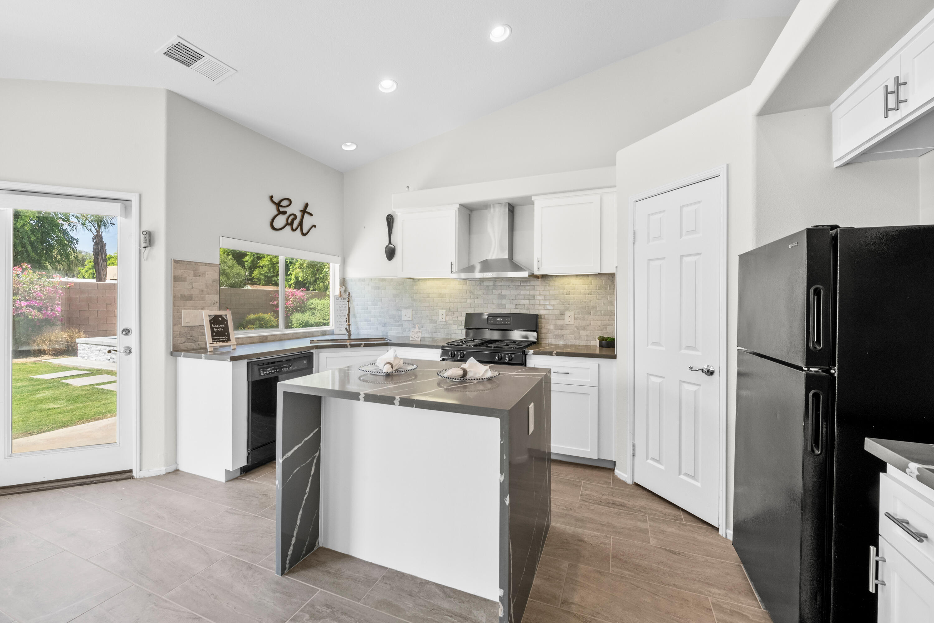 80669 Freedom Avenue Indio, CA 92201 - Photo 13 of 45 80669 Freedom Ave MLS-13