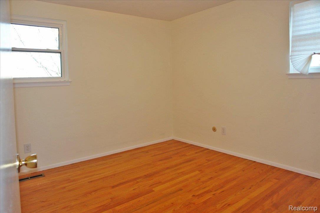 1614 Nantucket Road Plymouth, MI 48170 - Photo 12 of 21 DSC07533