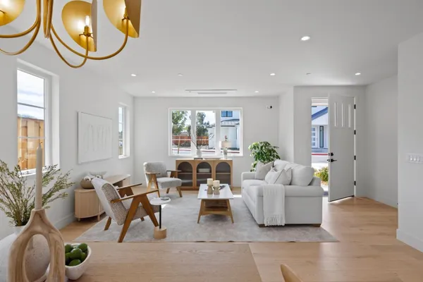 $2,199,000 | 577 Creekside Drive, Half Moon Bay, CA 94019