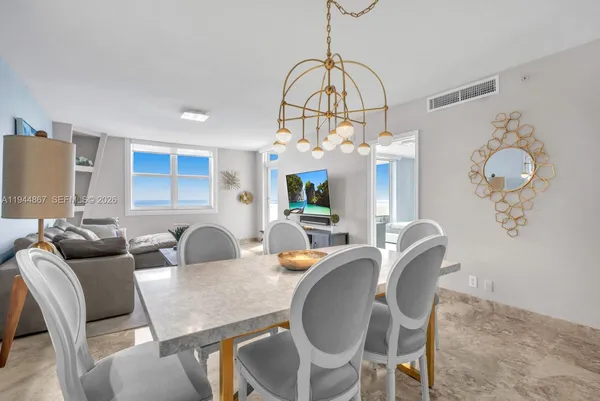 $4,750 | 3001 South Ocean Drive, Unit 1211, Hollywood, FL 33019