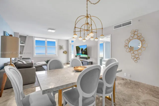 $5,000 | 3001 South Ocean Drive, Unit 1211, Hollywood, FL 33019