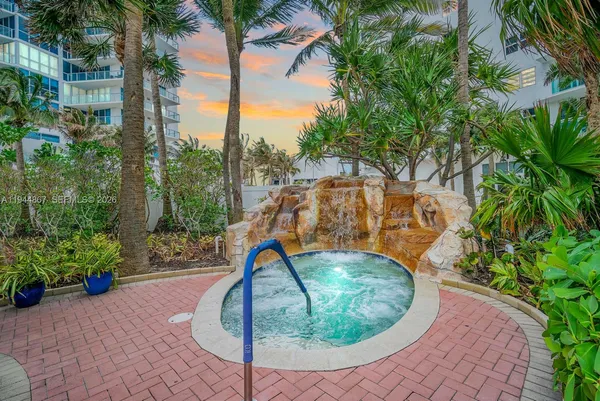 $4,750 | 3001 South Ocean Drive, Unit 1211, Hollywood, FL 33019