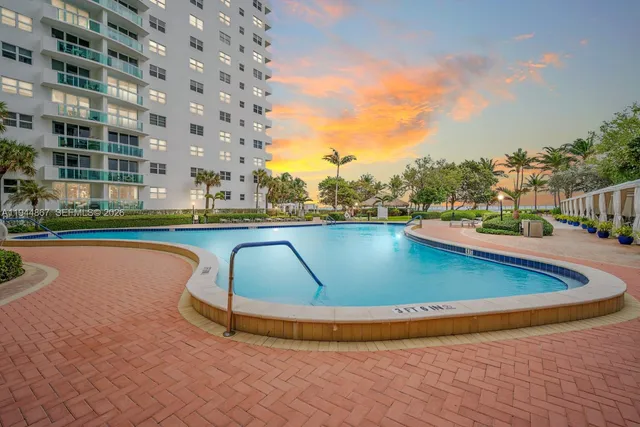 $5,000 | 3001 South Ocean Drive, Unit 1211, Hollywood, FL 33019