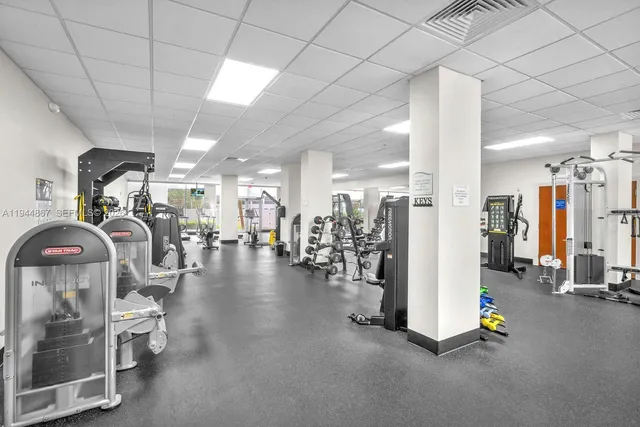 $5,000 | 3001 South Ocean Drive, Unit 1211, Hollywood, FL 33019