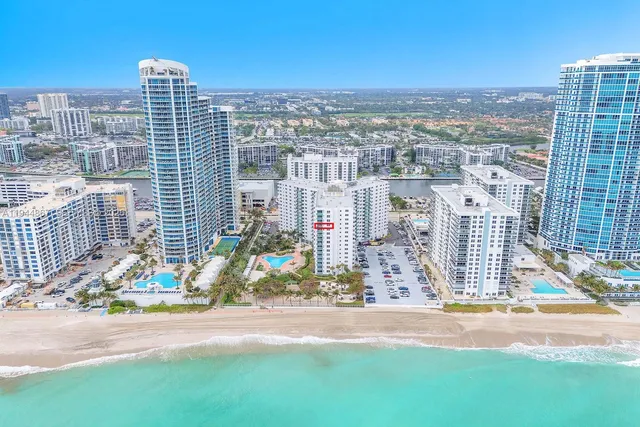 $5,000 | 3001 South Ocean Drive, Unit 1211, Hollywood, FL 33019