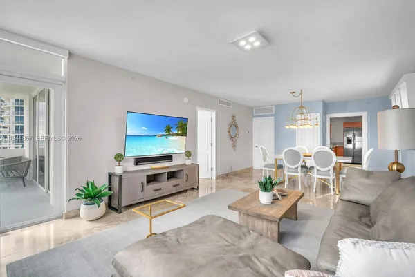 $4,750 | 3001 South Ocean Drive, Unit 1211, Hollywood, FL 33019