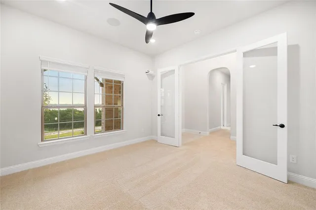 a view of empty room with window