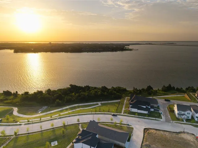 $4,650 | 2300 Fairwater Meadows, Rowlett, TX 75088