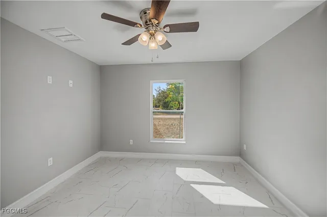 $269,000 | 5033 Peachtree Circle, LaBelle, FL 33935