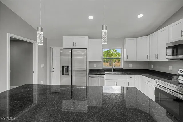 $269,000 | 5033 Peachtree Circle, LaBelle, FL 33935