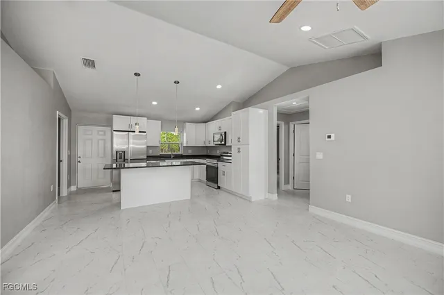 $269,000 | 5033 Peachtree Circle, LaBelle, FL 33935