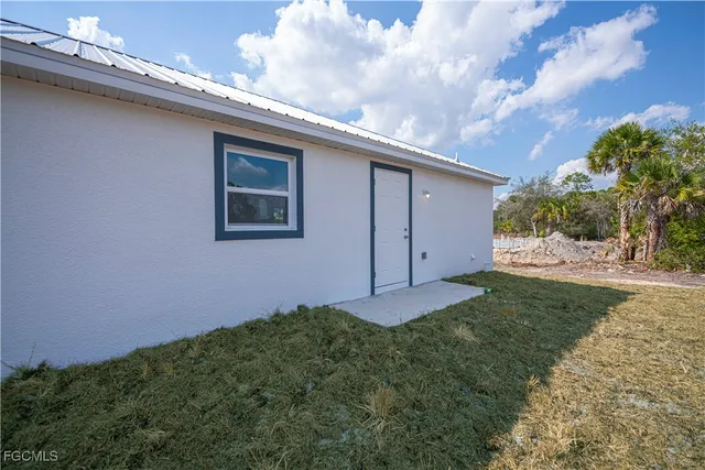 $269,000 | 5033 Peachtree Circle, LaBelle, FL 33935