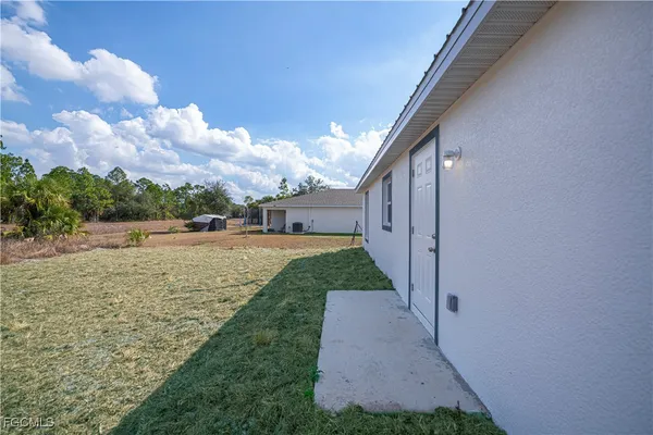 $269,000 | 5033 Peachtree Circle, LaBelle, FL 33935