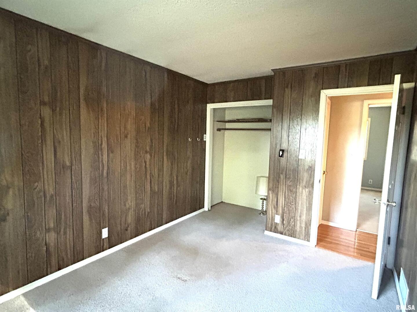 744 Cardinal Road Carbondale, IL 62901 - Photo 27 of 38 a view of a hallway with wooden shelves