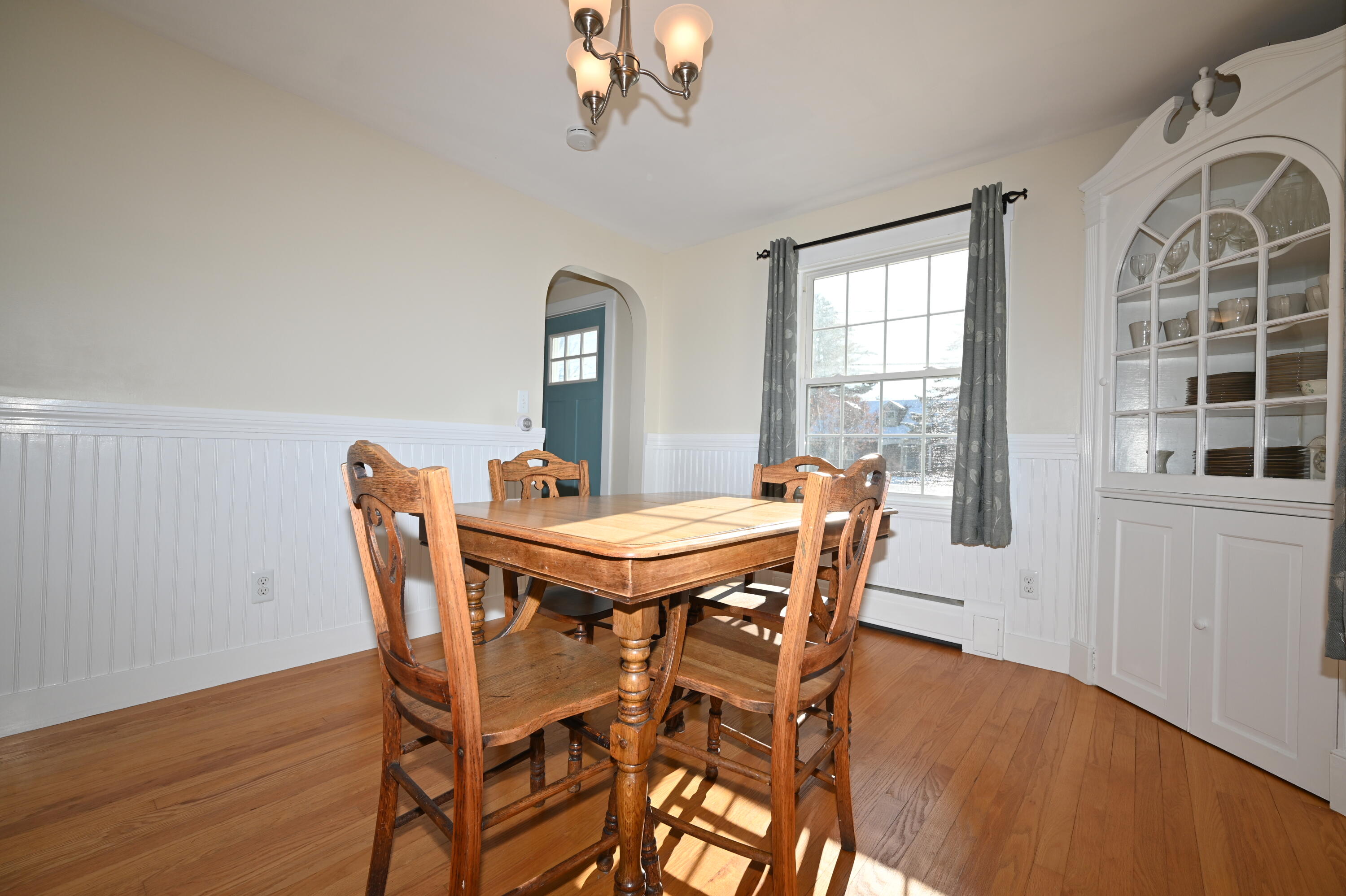 513 Summit Street Portland, ME 04103 - Photo 18 of 39 Dining Room