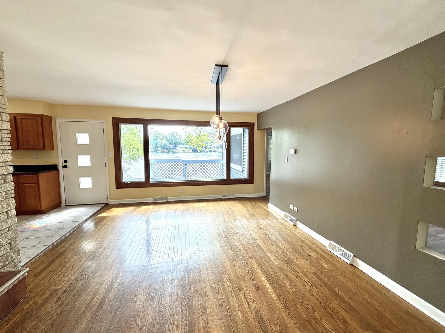 33517 North Greentree Road Grayslake, IL 60030 - Photo 4 of 15