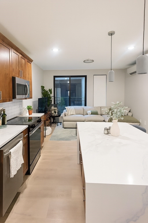 400 West Broadway, Unit 303 Boston, MA 02127 - Photo 6 of 9