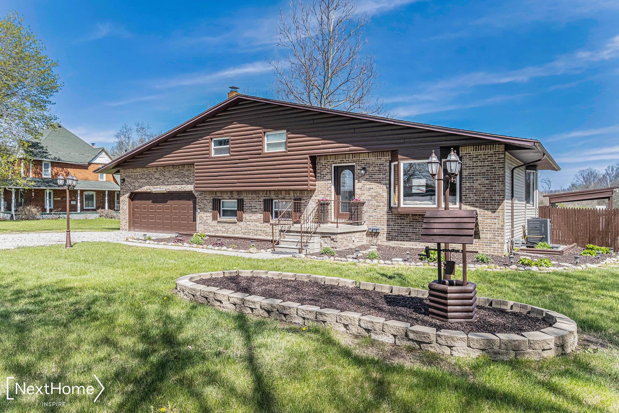 11140 Farrand Road Montrose, MI 48457 - Photo 1 of 40 50140123-d752af8c-62dc-4cdb-8076-02f80d94e4be.JPG