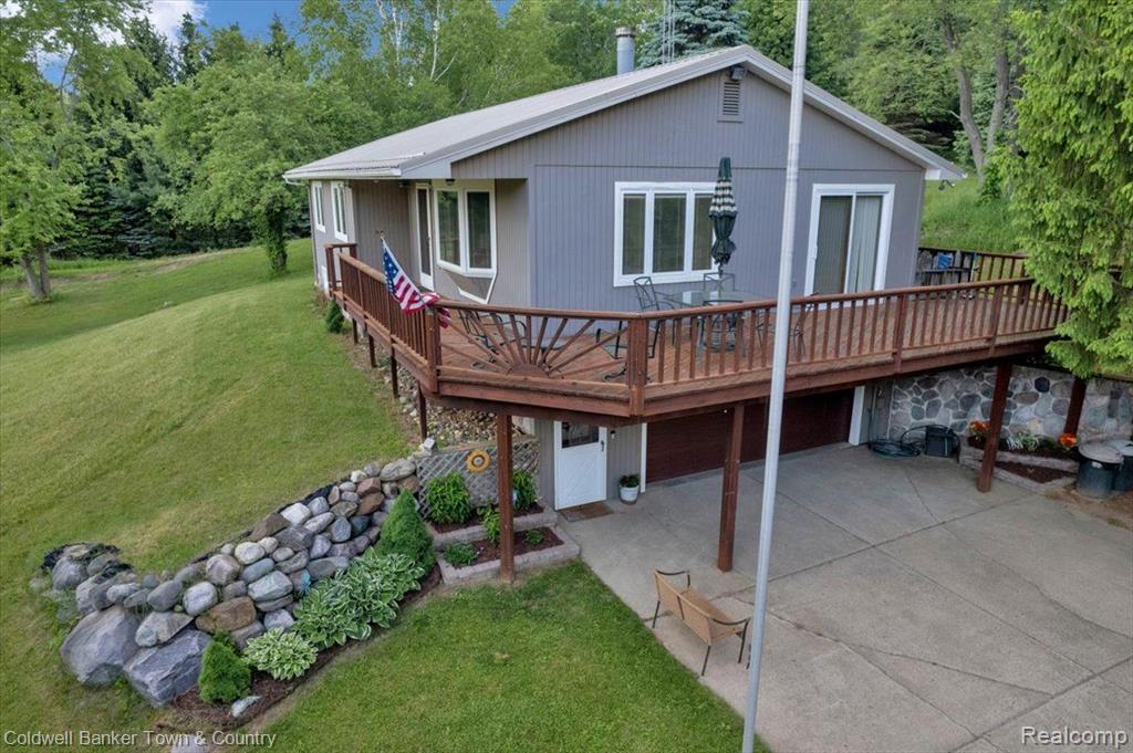 6176 Denton Hill Road Fenton, MI 48430 - Photo 6 of 41 Gallery Image 6