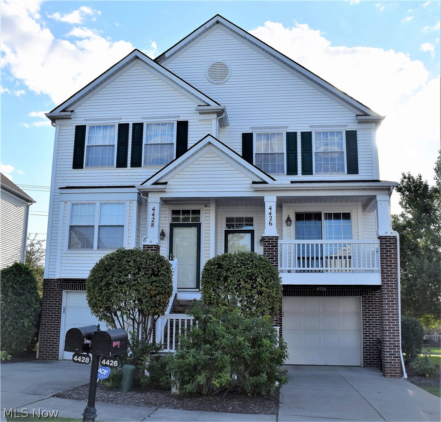 4426 Sexton Road Cleveland, OH 44105 - Photo 2 of 29