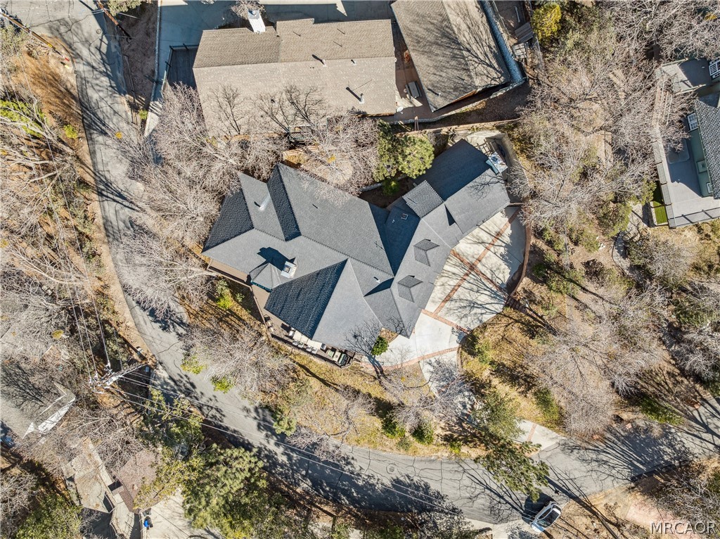 28994 North Shore Road Lake Arrowhead, CA 92352 - Photo 47 of 50