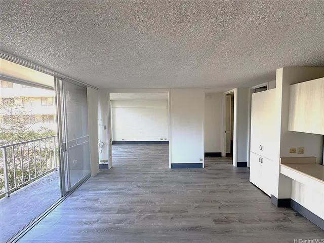 $1,900 | 3011 Ala Ilima Street, Unit 204, Honolulu, HI 96818
