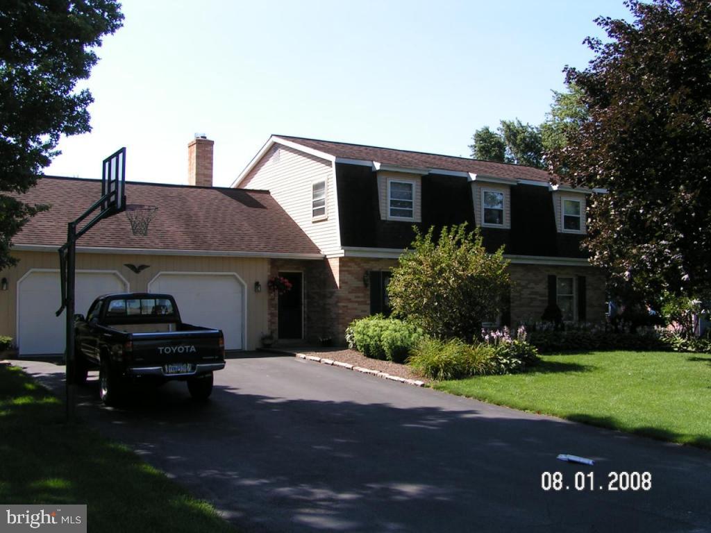 16 Buttonwood Drive Lititz, PA 17543 - Photo 1 of 31