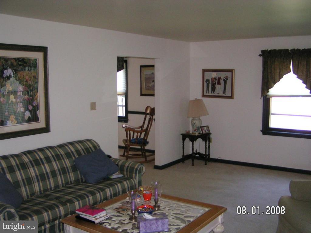 16 Buttonwood Drive Lititz, PA 17543 - Photo 2 of 31