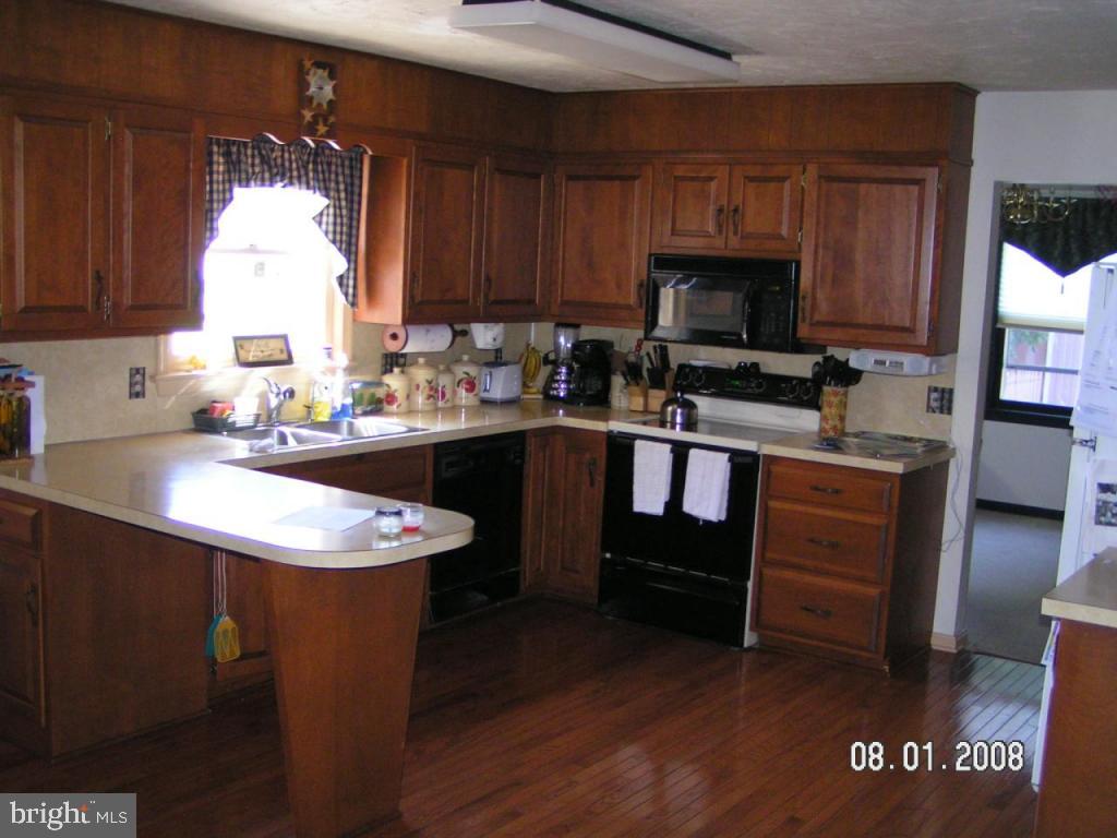 16 Buttonwood Drive Lititz, PA 17543 - Photo 7 of 31