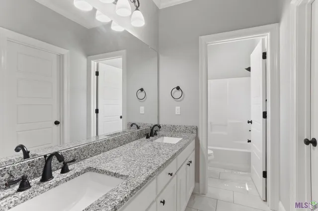 $419,000 | 16472 Orchard Way Drive, Prairieville, LA 70769