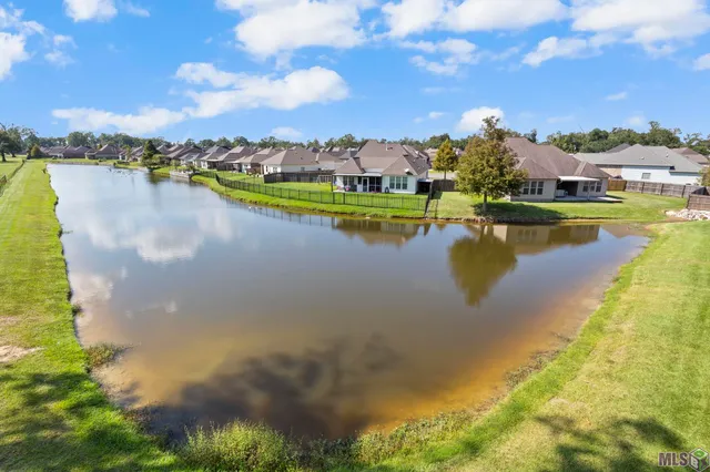 $419,000 | 16472 Orchard Way Drive, Prairieville, LA 70769