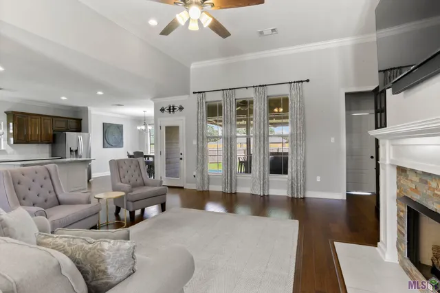 $419,000 | 16472 Orchard Way Drive, Prairieville, LA 70769