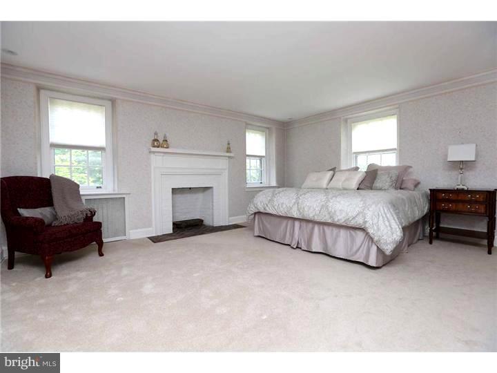 1086 Randolph Road Jenkintown, PA 19046 - Photo 12 of 25 Bedroom - Main