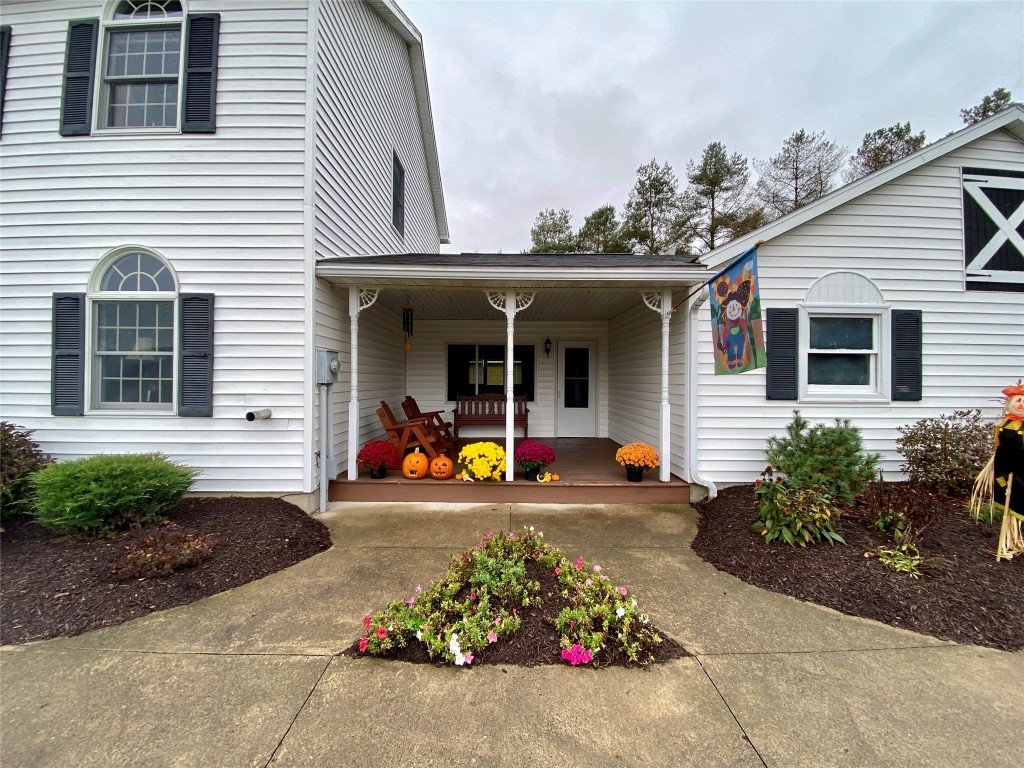115 Richards Road Chenango Forks, NY 13746 - Photo 4 of 47 Gallery Image 4