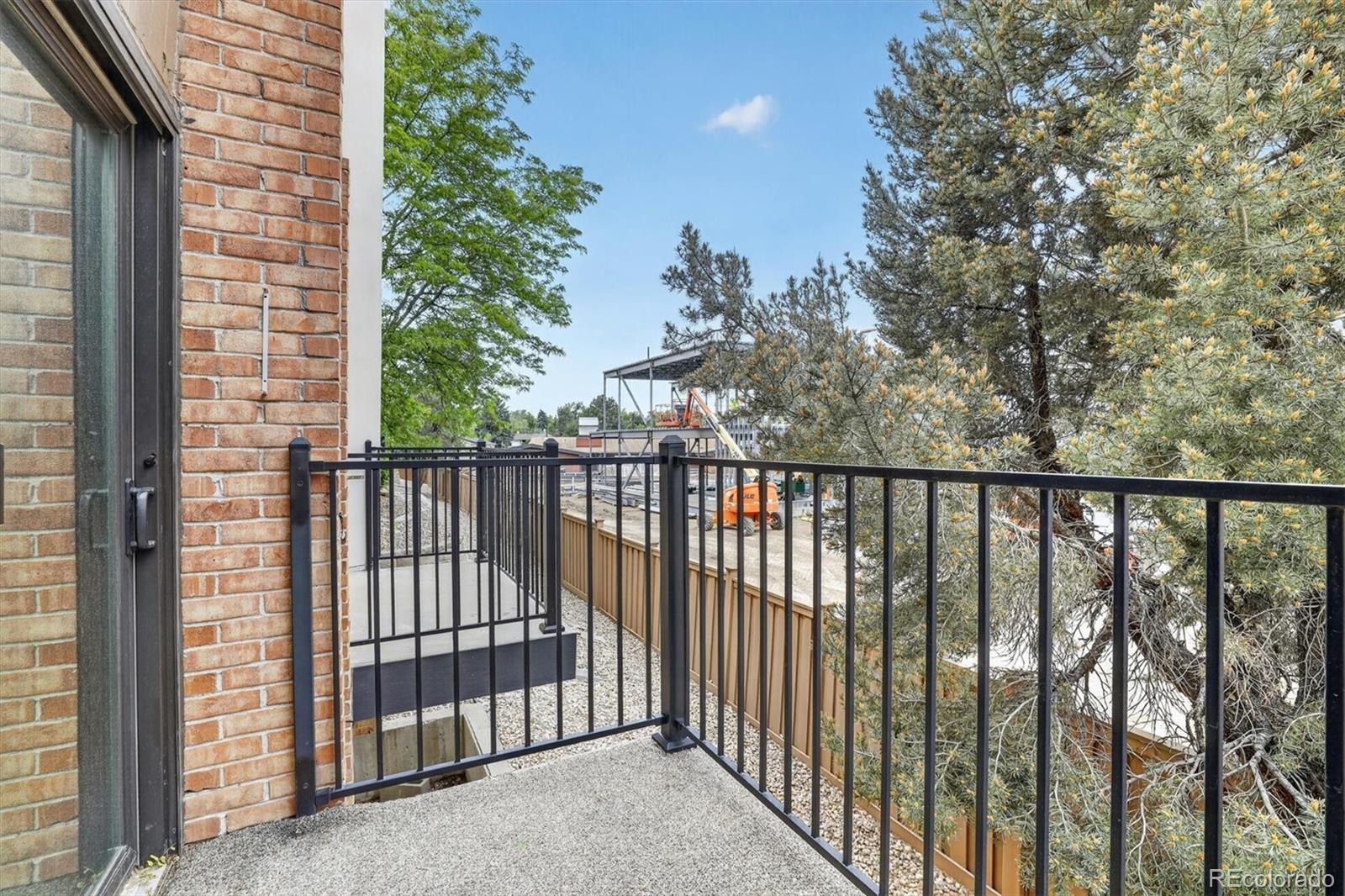 2883 South Locust Street Denver, CO 80222 - Photo 15 of 39