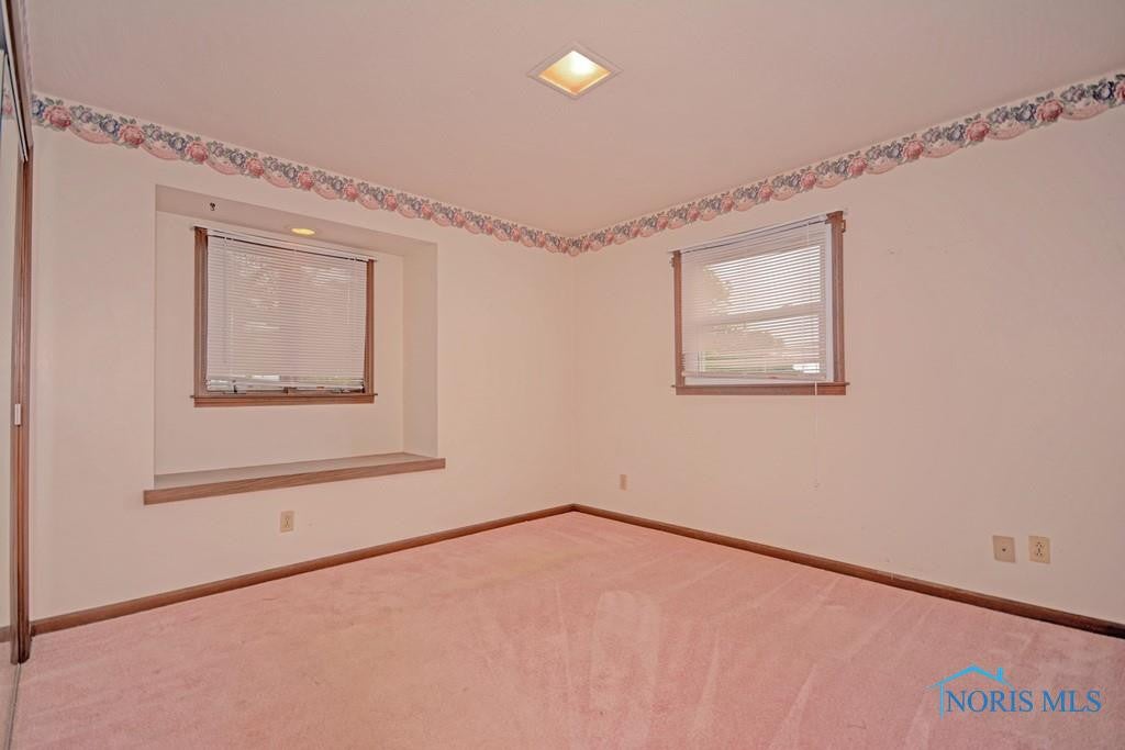 6392 Hanley Road Perrysburg, OH 43551 - Photo 16 of 23 Photo 16