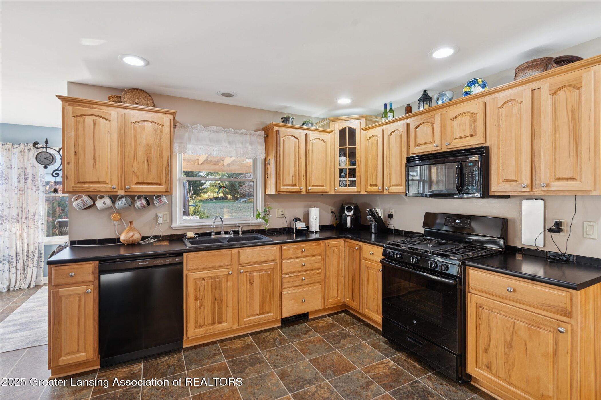 5233 Paxton Road St. Johns, MI 48879 - Photo 13 of 49 13-5233-Paxton-Rd-St-Johns-MI-48879-Wind