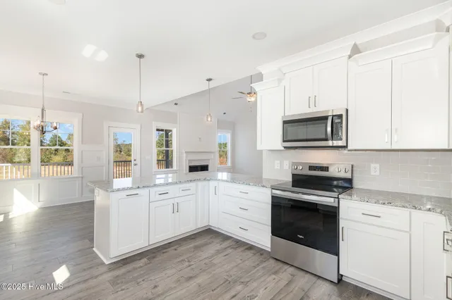 $469,400 | 289 Tee Drive, Selma, NC 27576