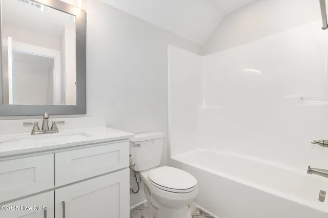 $469,400 | 289 Tee Drive, Selma, NC 27576