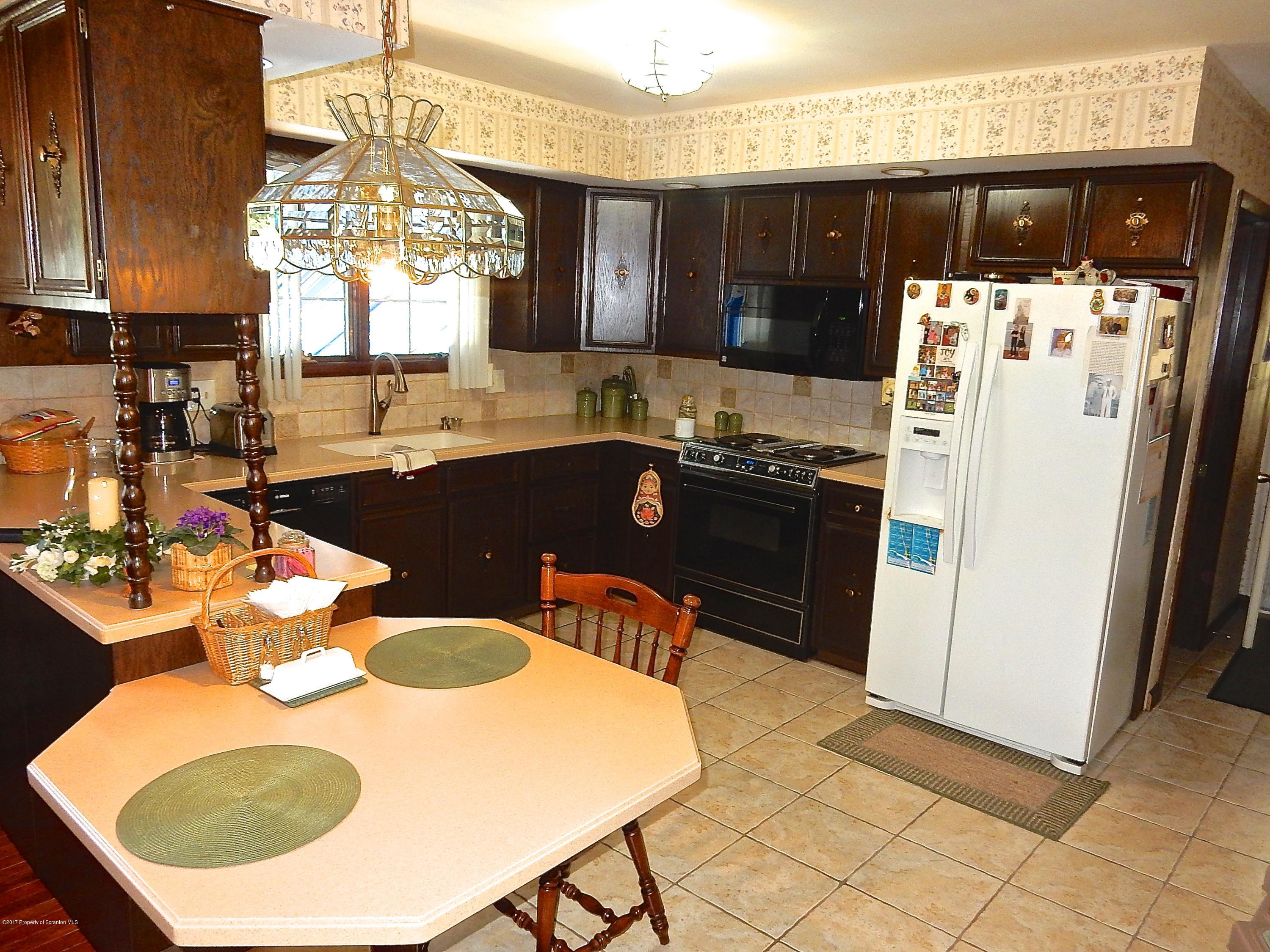 39 Snyder Road Scott Township, PA 18433 - Photo 5 of 43 Gallery Image 5