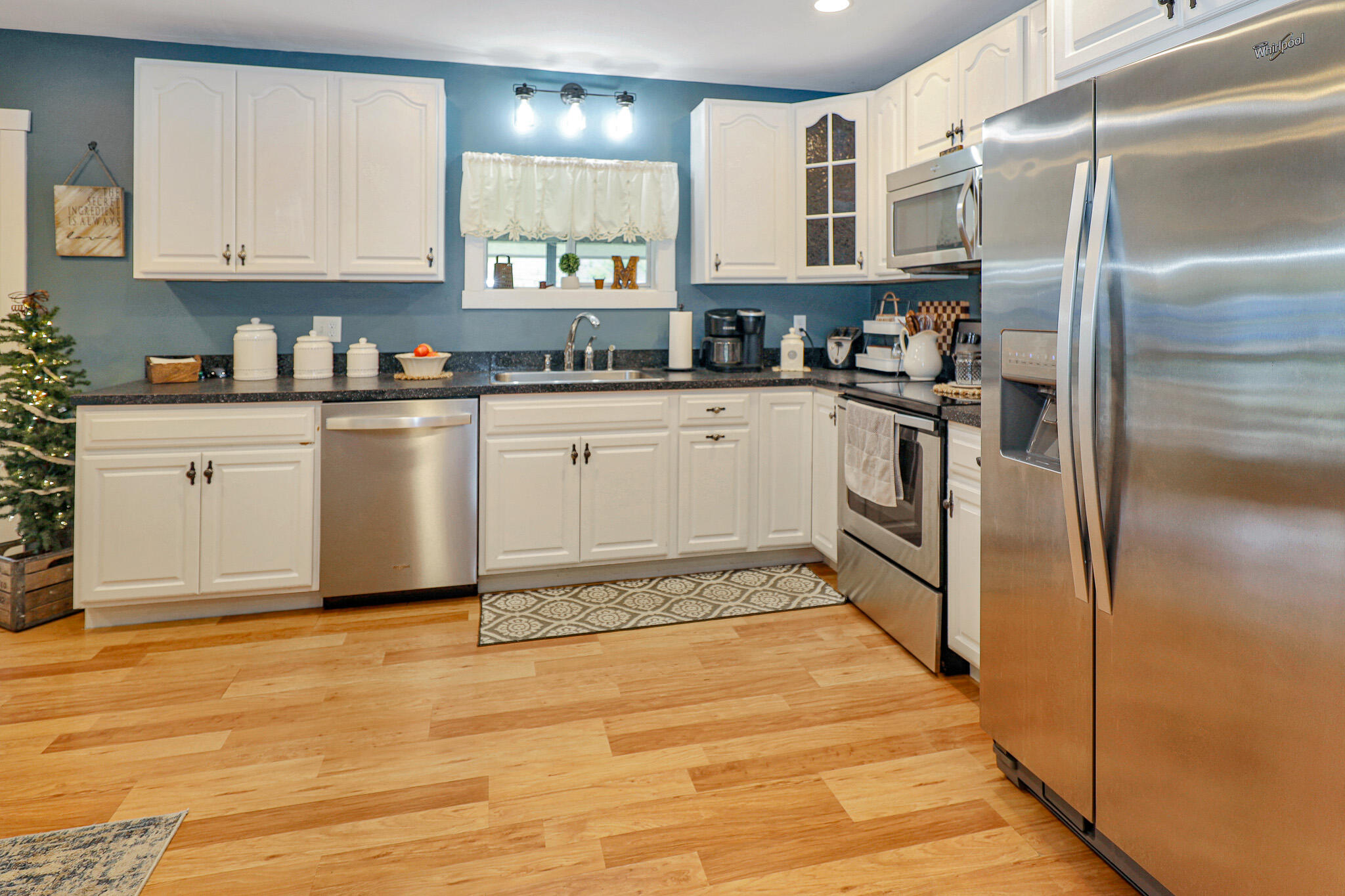 198 Ridge Road Peru, ME 04290 - Photo 14 of 38 447A0666