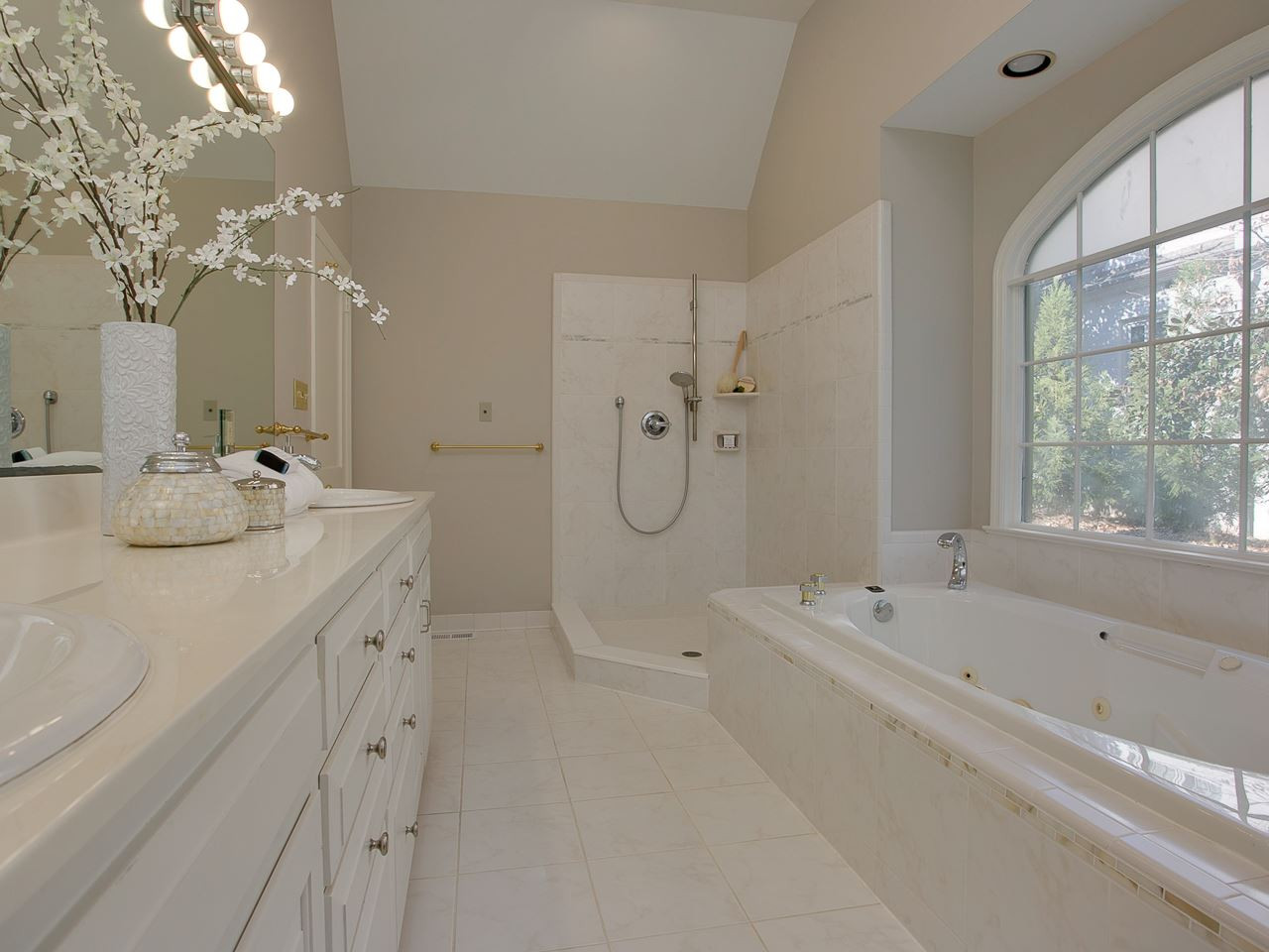 2114 White Oak Road Raleigh, NC 27608 - Photo 19 of 30 Photo 19