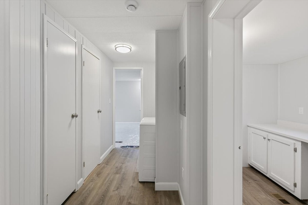 4 Lisa Circle Merrimac, MA 01860 - Photo 15 of 25