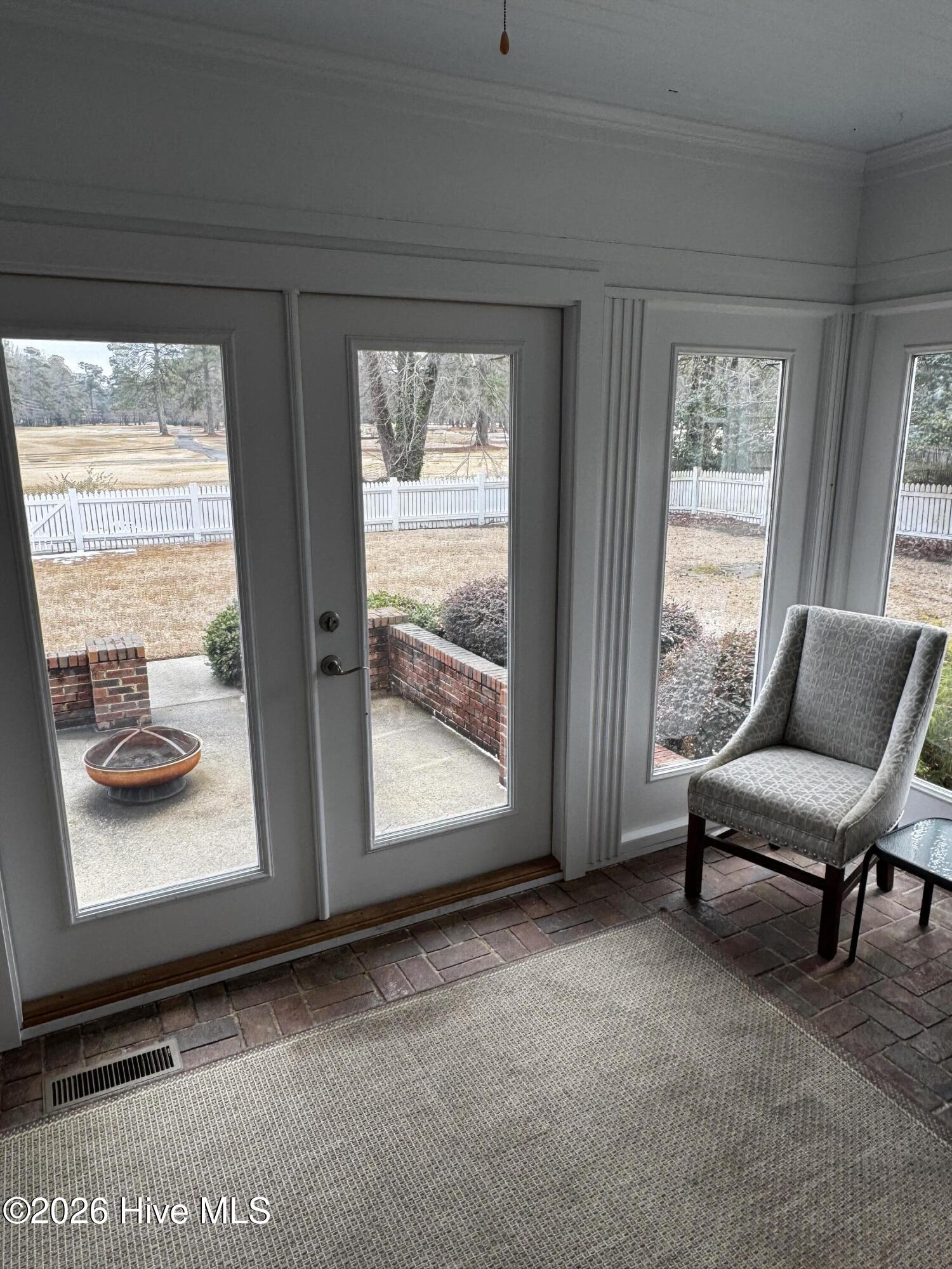1220 Stockton Road Kinston, NC 28504 - Photo 6 of 23 Sunroom